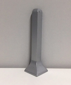 Угол внешний (наружный) Русский профиль ПВХ для алюминиевого плинтуса 80мм, серебро